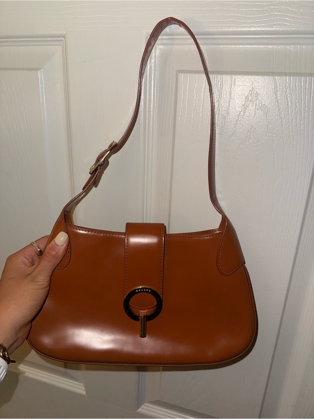Sandro Cognac Leather Shoulder Bag with Gold Ring Detail - Picture 4 of 4